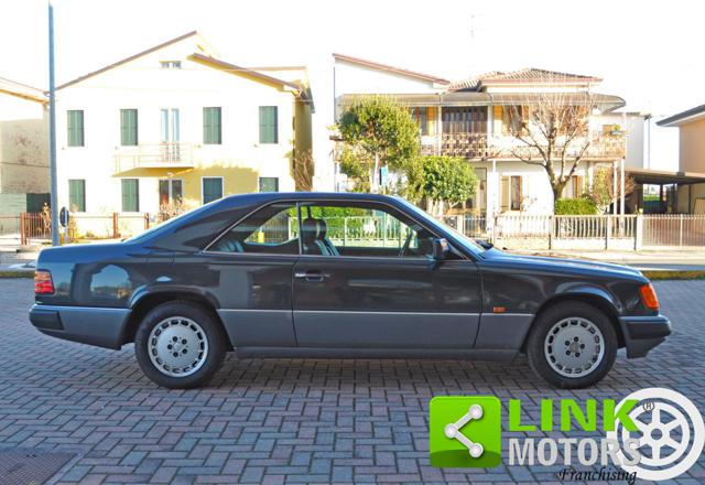 MERCEDES-BENZ CE 300 usata, con Controllo automatico clima
