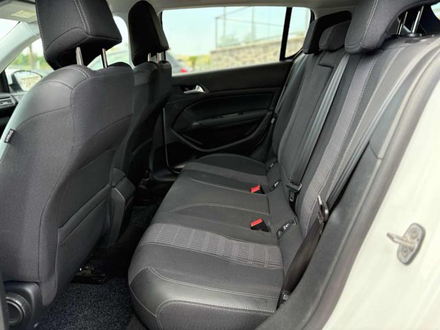 PEUGEOT 308 usata, con Alzacristalli elettrici