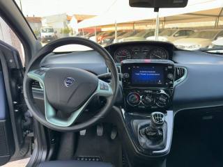 LANCIA Ypsilon usata 27