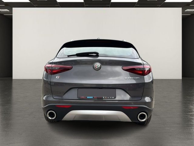 ALFA ROMEO Stelvio usata, con Alzacristalli elettrici
