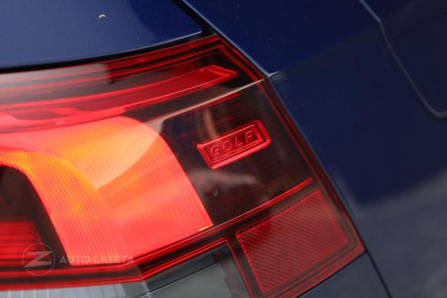 VOLKSWAGEN Golf usata, con Fari LED
