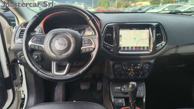 JEEP Compass usata, con Sedile posteriore sdoppiato