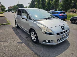 PEUGEOT 5008 usata, con Cerchi in lega