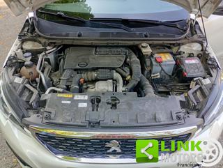 PEUGEOT 308 usata, con USB