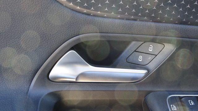 MERCEDES-BENZ B 200 usata 58