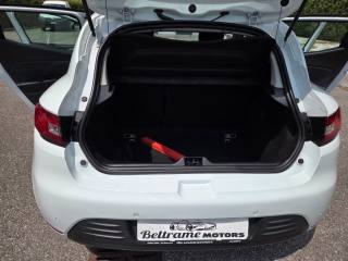 RENAULT Clio usata, con Touch screen
