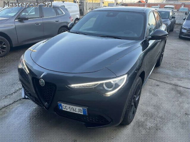 ALFA ROMEO Stelvio usata, con Interni in pelle