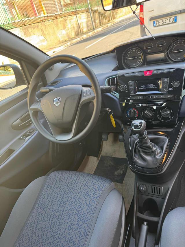 LANCIA Ypsilon usata, con Sedile posteriore sdoppiato