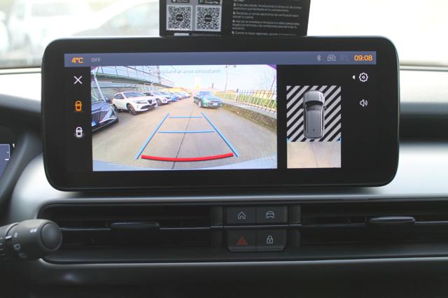 JEEP Avenger usata, con USB