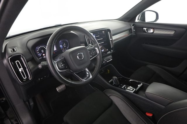 VOLVO XC40 usata 0
