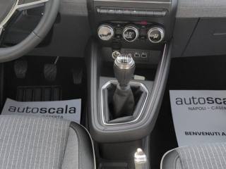 RENAULT Clio usata, con Touch screen