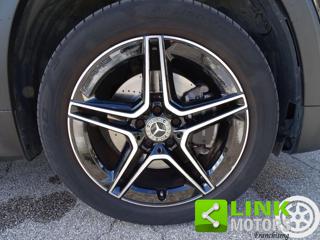 MERCEDES-BENZ GLB 180 usata, con Sensori di parcheggio anteriori