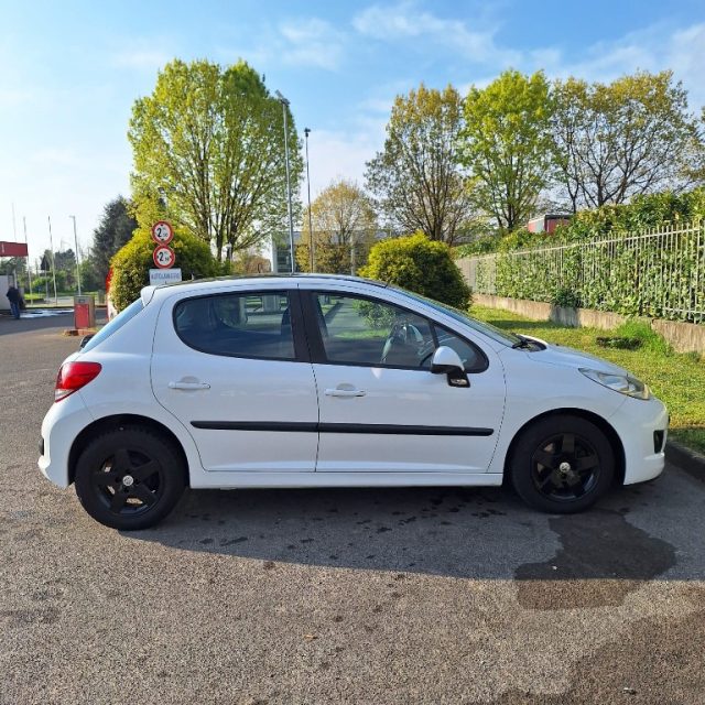 PEUGEOT 207 usata, con Alzacristalli elettrici