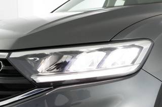 VOLKSWAGEN T-Roc usata 12