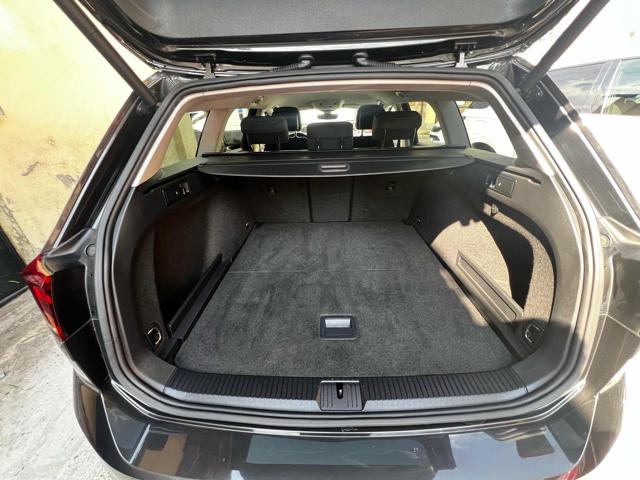 VOLKSWAGEN Passat Variant usata, con Fendinebbia