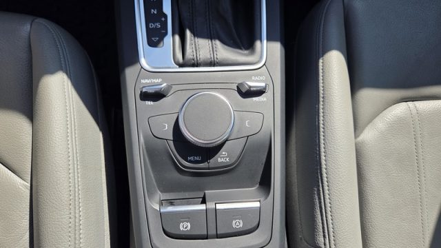 AUDI Q2 usata, con Sensore di luce