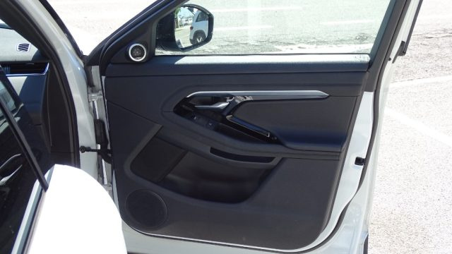 LAND ROVER Range Rover Evoque usata, con Regolazione elettrica del sedile posteriore