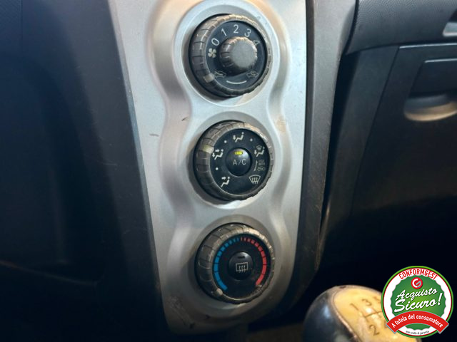 TOYOTA Yaris usata, con Cronologia tagliandi