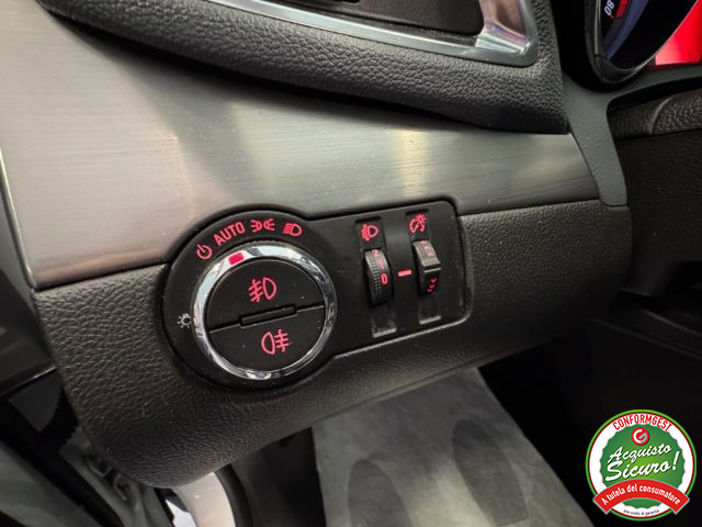 OPEL Mokka usata, con Sedile posteriore sdoppiato