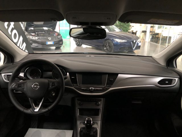 OPEL Astra usata, con Chiusura centralizzata