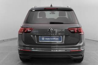 VOLKSWAGEN Tiguan usata, con Autoradio