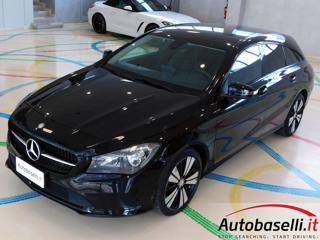 MERCEDES-BENZ CLA 200 usata, con Sistema di avviso di distanza