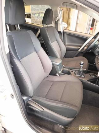 TOYOTA RAV 4 usata 29
