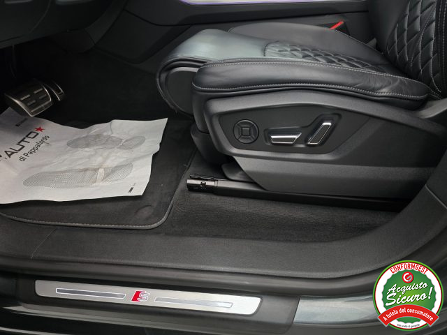 AUDI Q8 usata, con USB