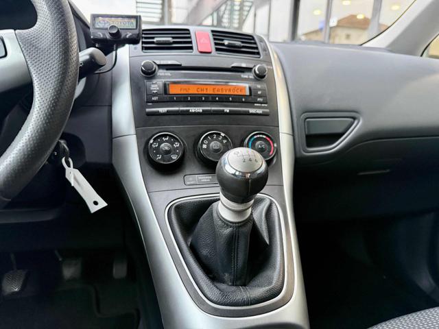 TOYOTA Auris usata, con ESP