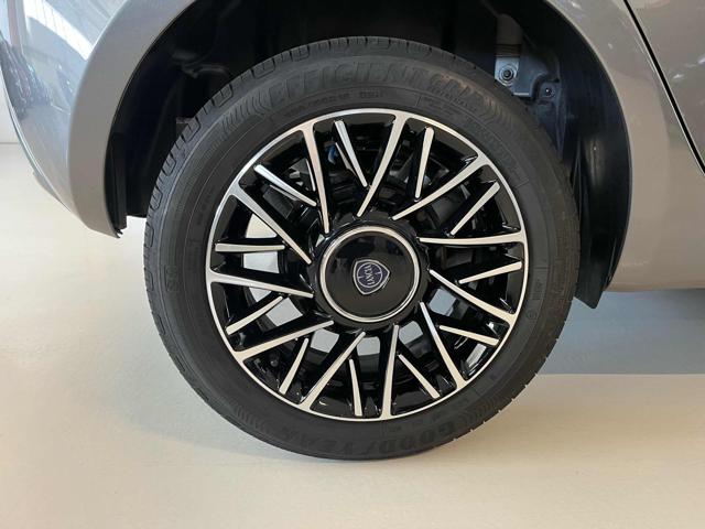 LANCIA Ypsilon usata, con Touch screen