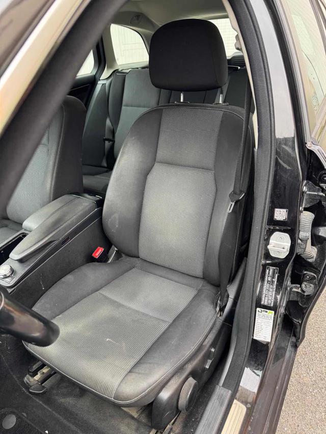 MERCEDES-BENZ C 180 usata, con Controllo trazione