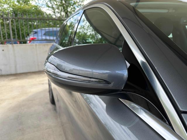 MERCEDES-BENZ E 200 usata, con Apple CarPlay
