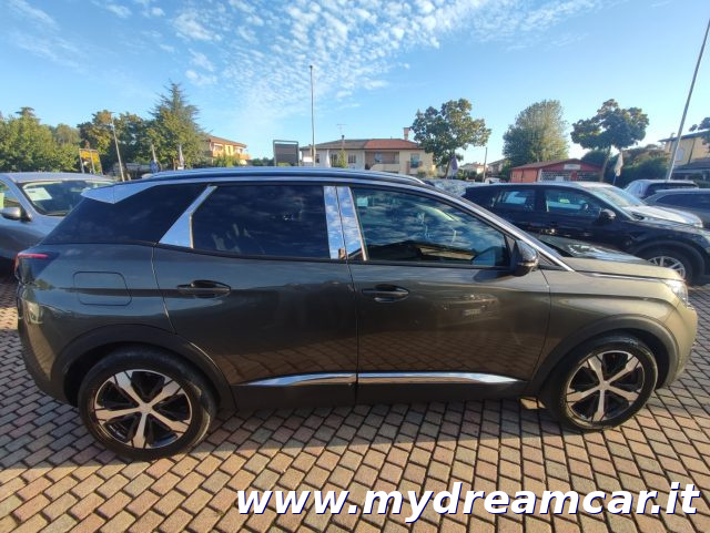 PEUGEOT 3008 usata 32