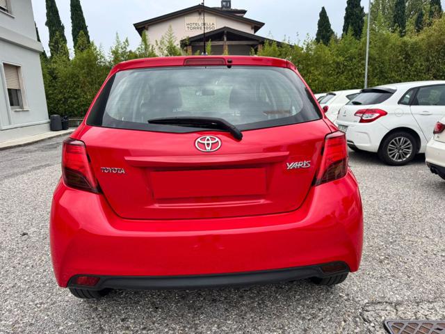 TOYOTA Yaris usata, con Alzacristalli elettrici