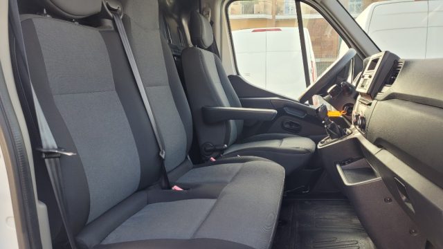 RENAULT Master usata, con Bluetooth