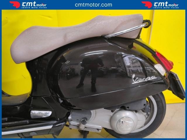 VESPA GTS 250 usata 8