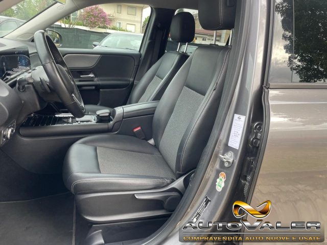 MERCEDES-BENZ GLB 200 usata, con Controllo trazione