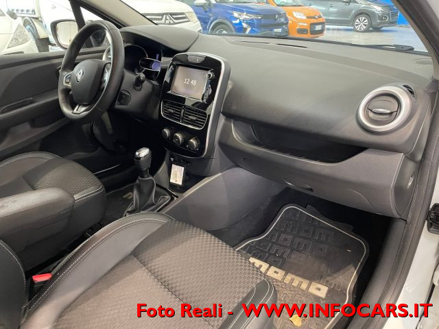RENAULT Clio usata, con Sensori di parcheggio posteriori