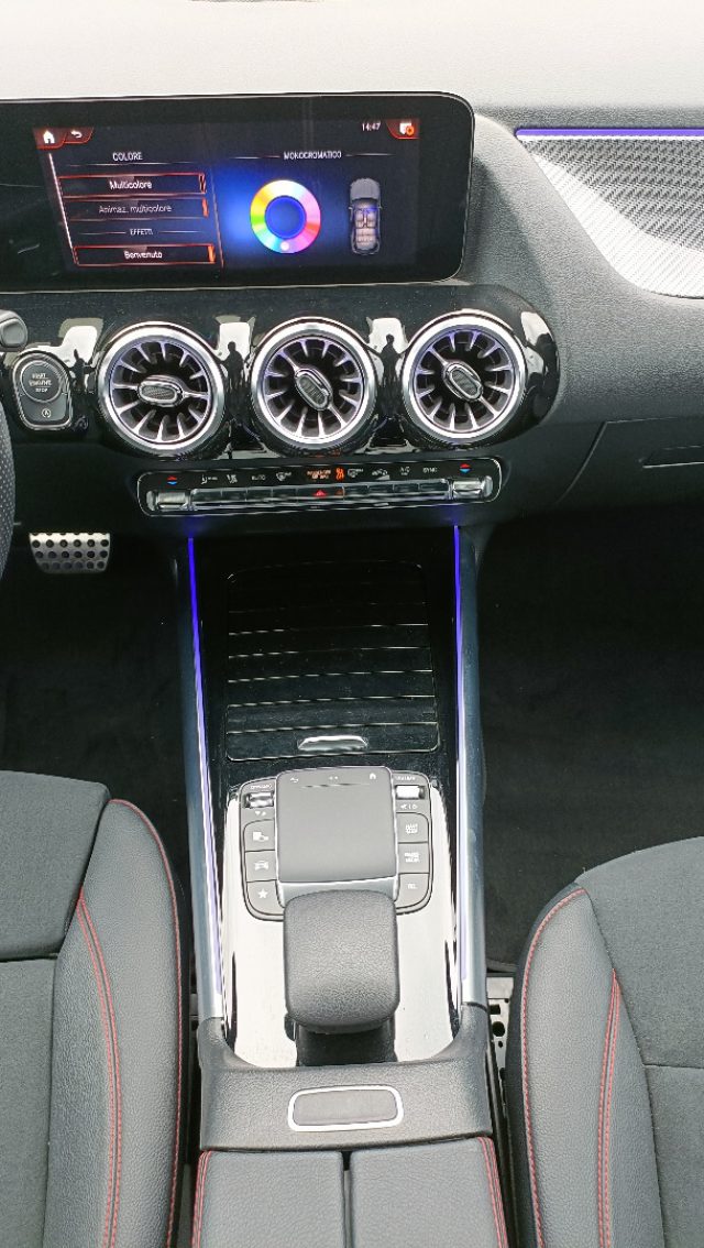 MERCEDES-BENZ GLA 200 usata, con Sedili sportivi