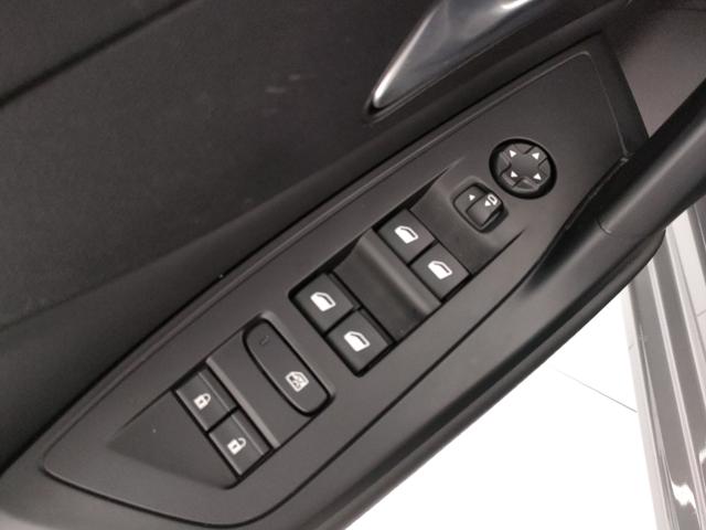 PEUGEOT 308 usata, con Vetri oscurati
