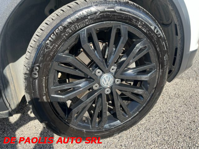 VOLKSWAGEN T-Roc usata, con Lettore CD