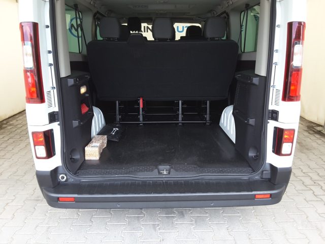 RENAULT Trafic usata, con Luci diurne LED
