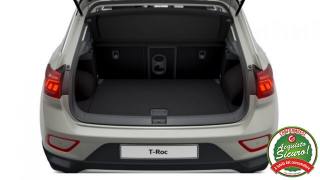 VOLKSWAGEN T-Roc usata, con Autoradio
