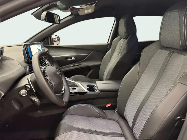 PEUGEOT 5008 usata, con Vetri oscurati