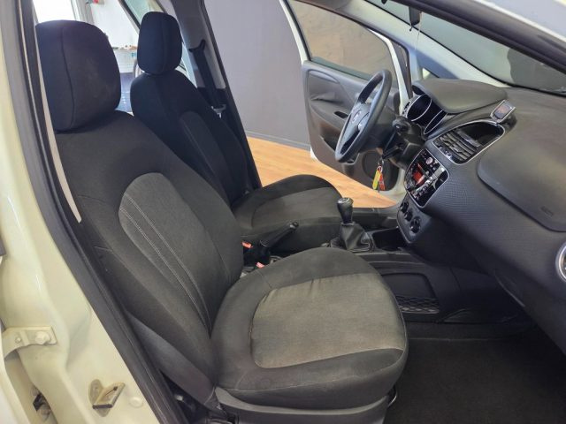 FIAT Punto usata, con Specchietti laterali elettrici