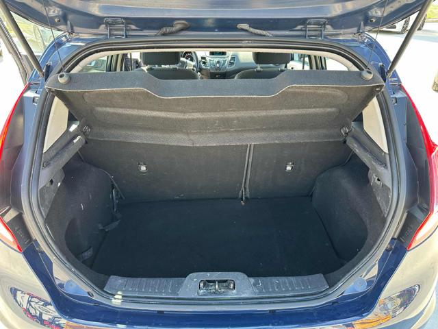 FORD Fiesta usata, con ESP