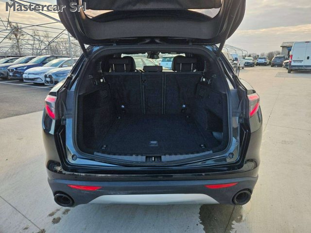 ALFA ROMEO Stelvio usata, con Volante in pelle