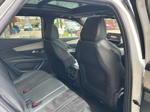 PEUGEOT 3008 usata, con Sistema di navigazione