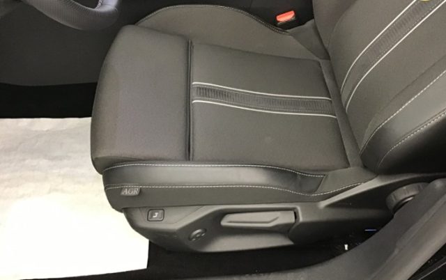 OPEL Astra usata, con Sedile posteriore sdoppiato