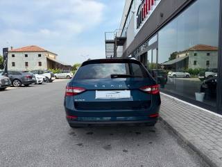 SKODA Superb usata, con Autoradio